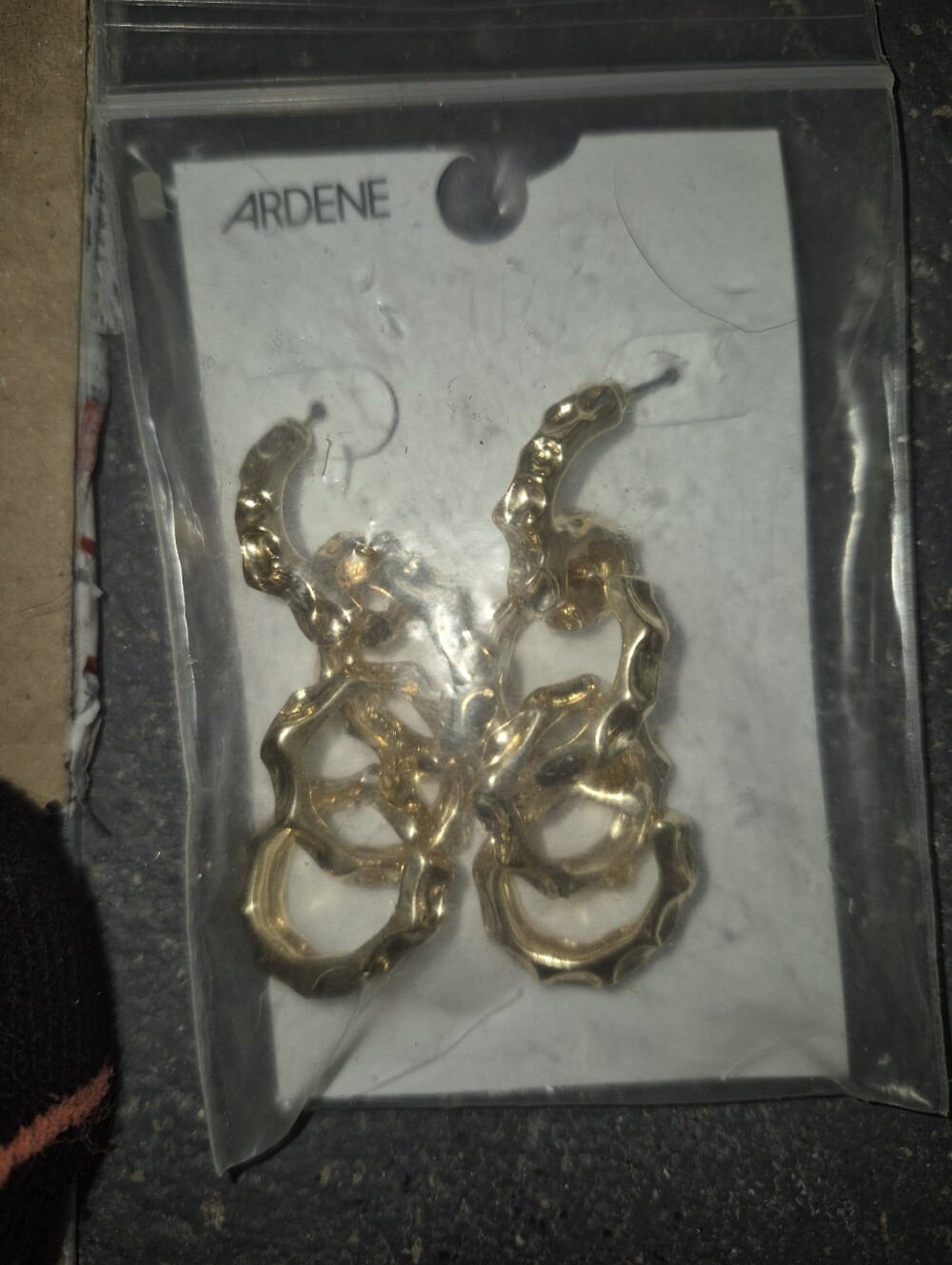 Ardene Gold Textured Link Drop Earrings